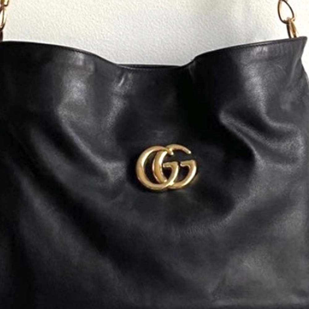 Gucci Large Black Shoulder Bag - Picture 3 of 10